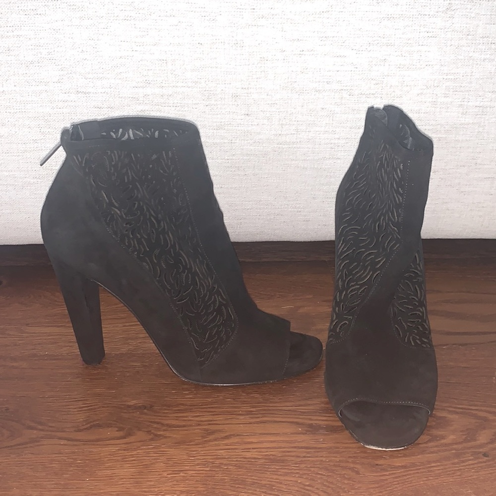 DVF Angel Black Suede Cutout Booties size 9